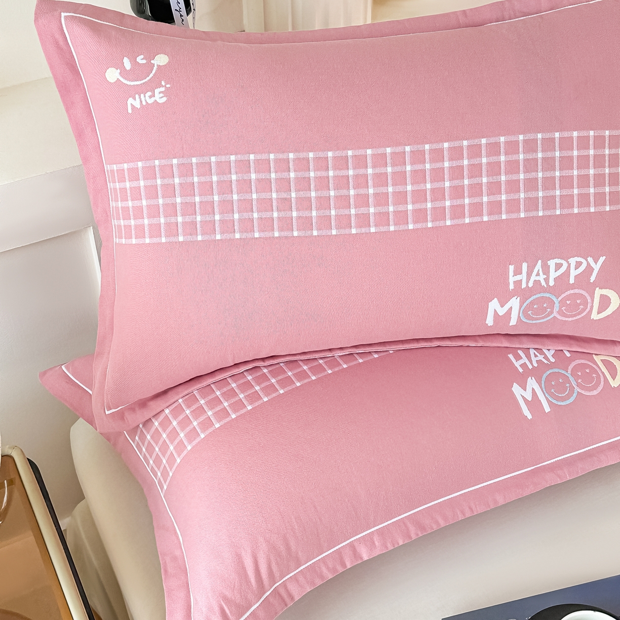 91家纺网 家纺一手货源 找家纺 沐瑟家纺 2025新款怡家枕套单品枕套枕套单件 笑脸-浅粉色