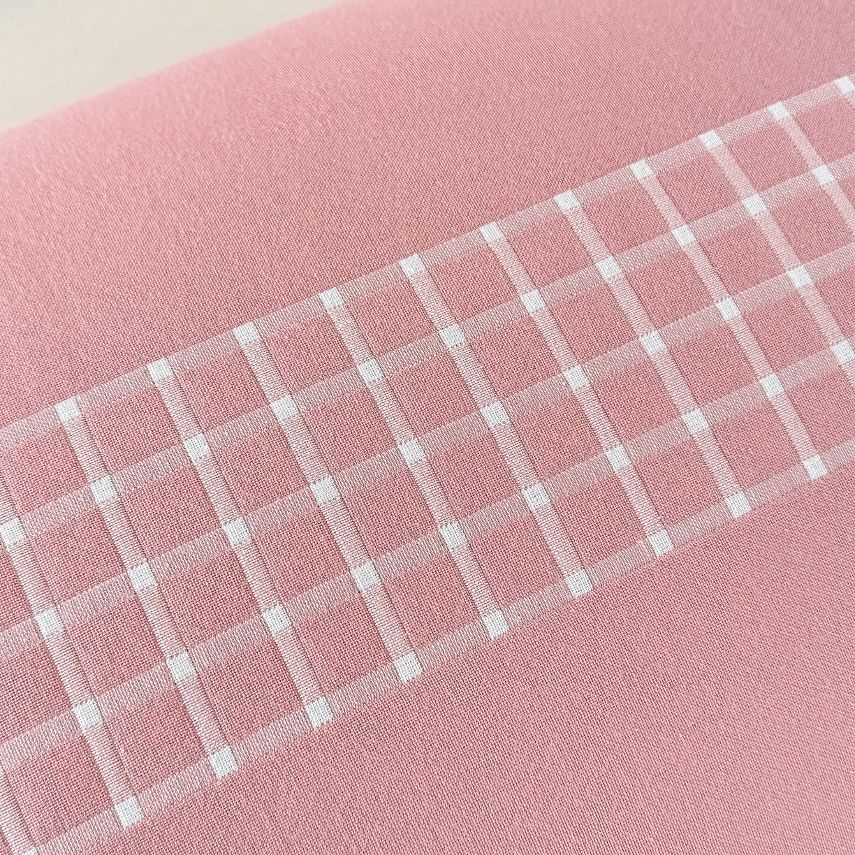 91家纺网 家纺一手货源 找家纺 沐瑟家纺 2025新款怡家枕套单品枕套枕套单件 笑脸-浅粉色