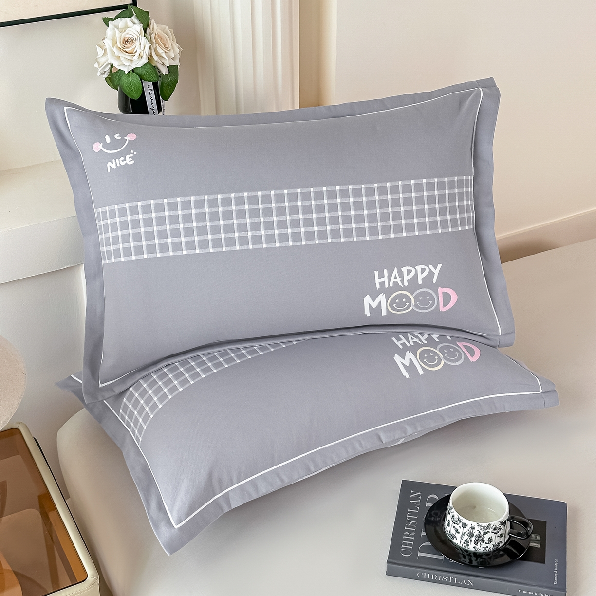 91家纺网 家纺一手货源 找家纺 沐瑟家纺 2025新款怡家枕套单品枕套枕套单件 笑脸-浅灰色