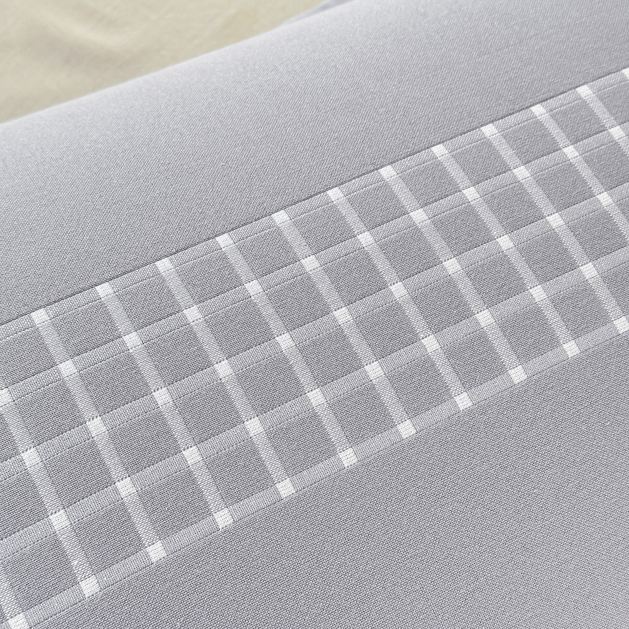 91家纺网 家纺一手货源 找家纺 沐瑟家纺 2025新款怡家枕套单品枕套枕套单件 笑脸-浅灰色