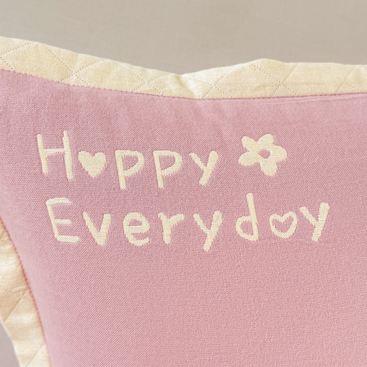 91家纺网 家纺一手货源 找家纺 沐瑟家纺 2025新款怡家枕套单品枕套枕套单件 元气满满-粉色