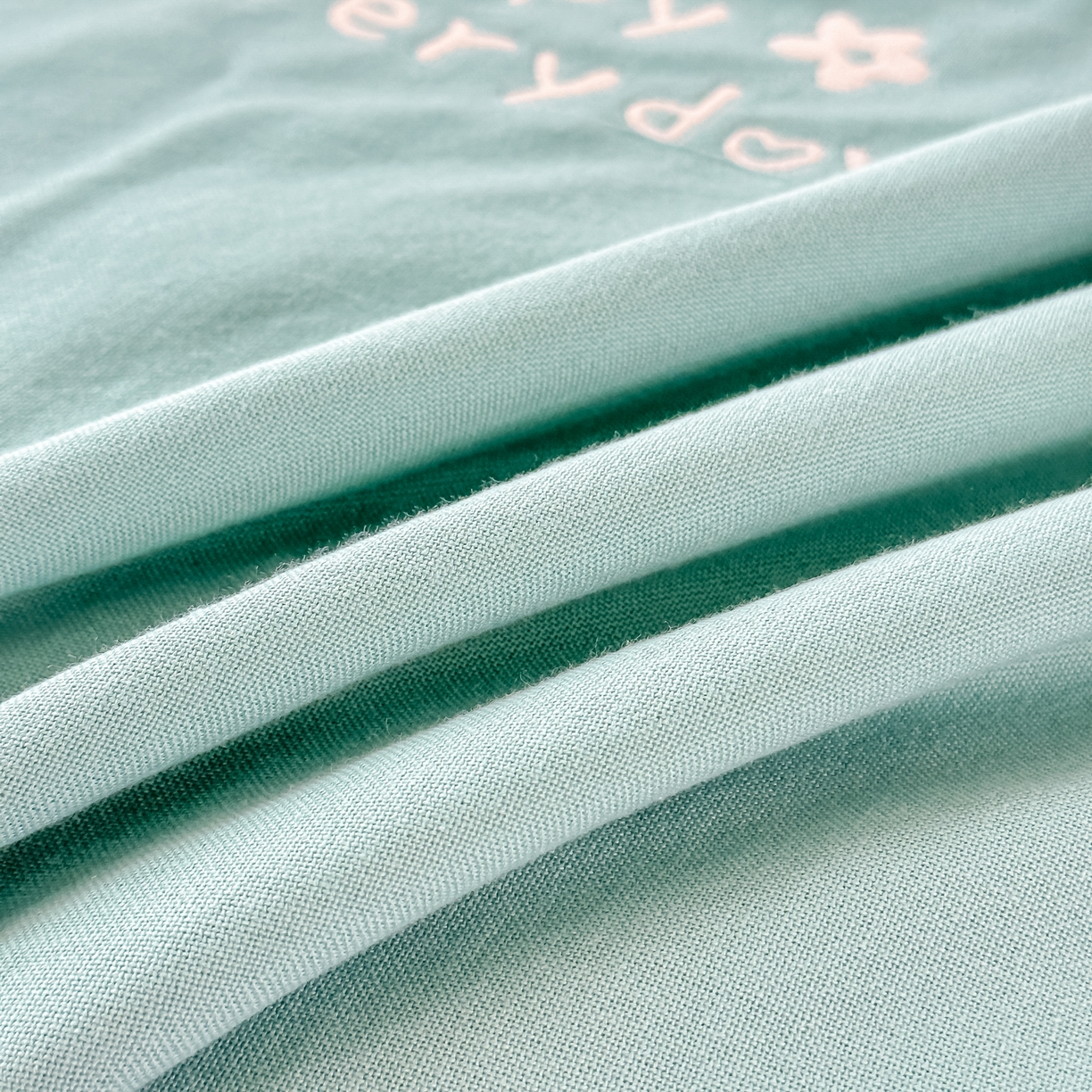 91家纺网 家纺一手货源 找家纺 沐瑟家纺 2025新款怡家枕套单品枕套枕套单件 元气满满-绿色