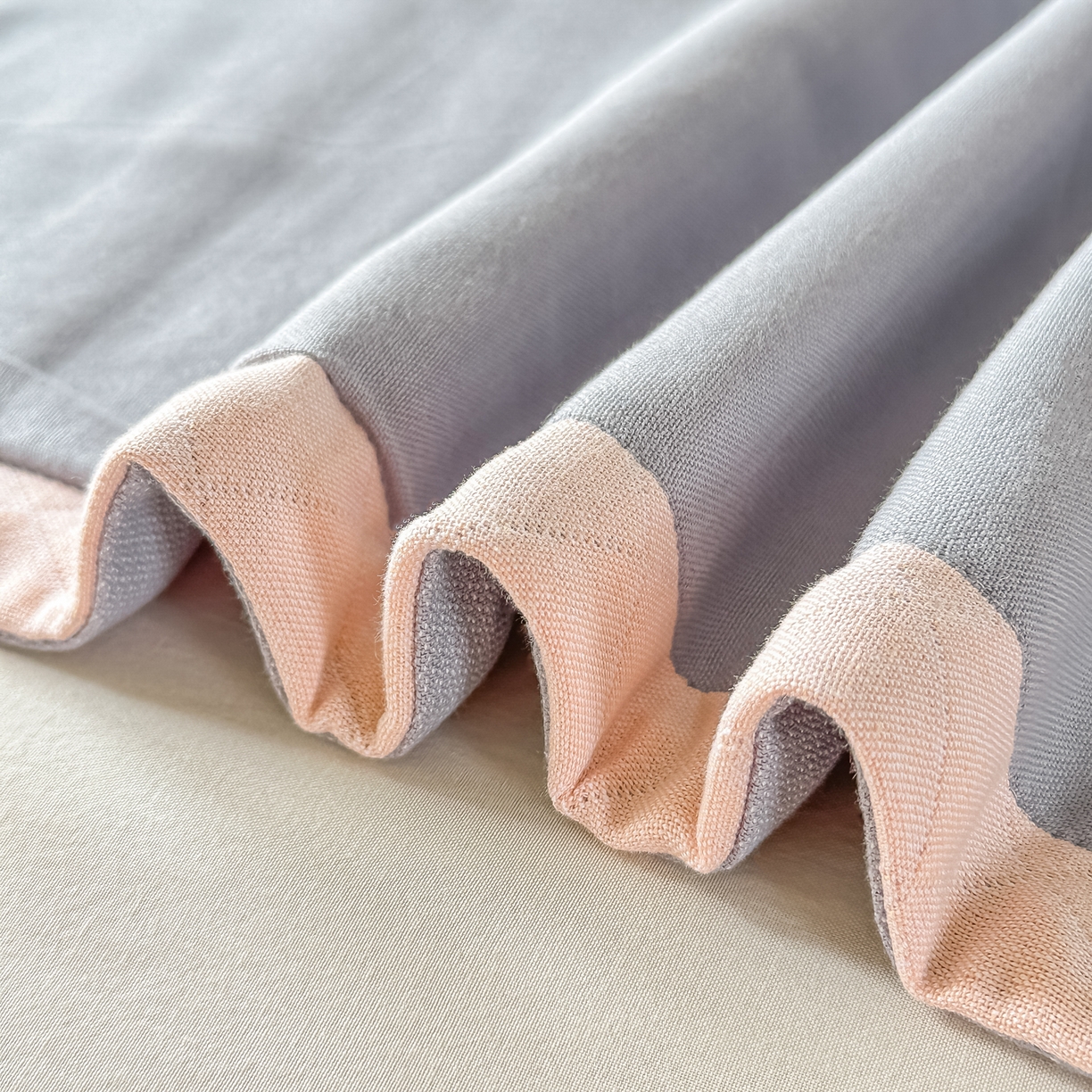 91家纺网 家纺一手货源 找家纺 沐瑟家纺 2025新款怡家枕套单品枕套枕套单件 元气满满-浅灰色