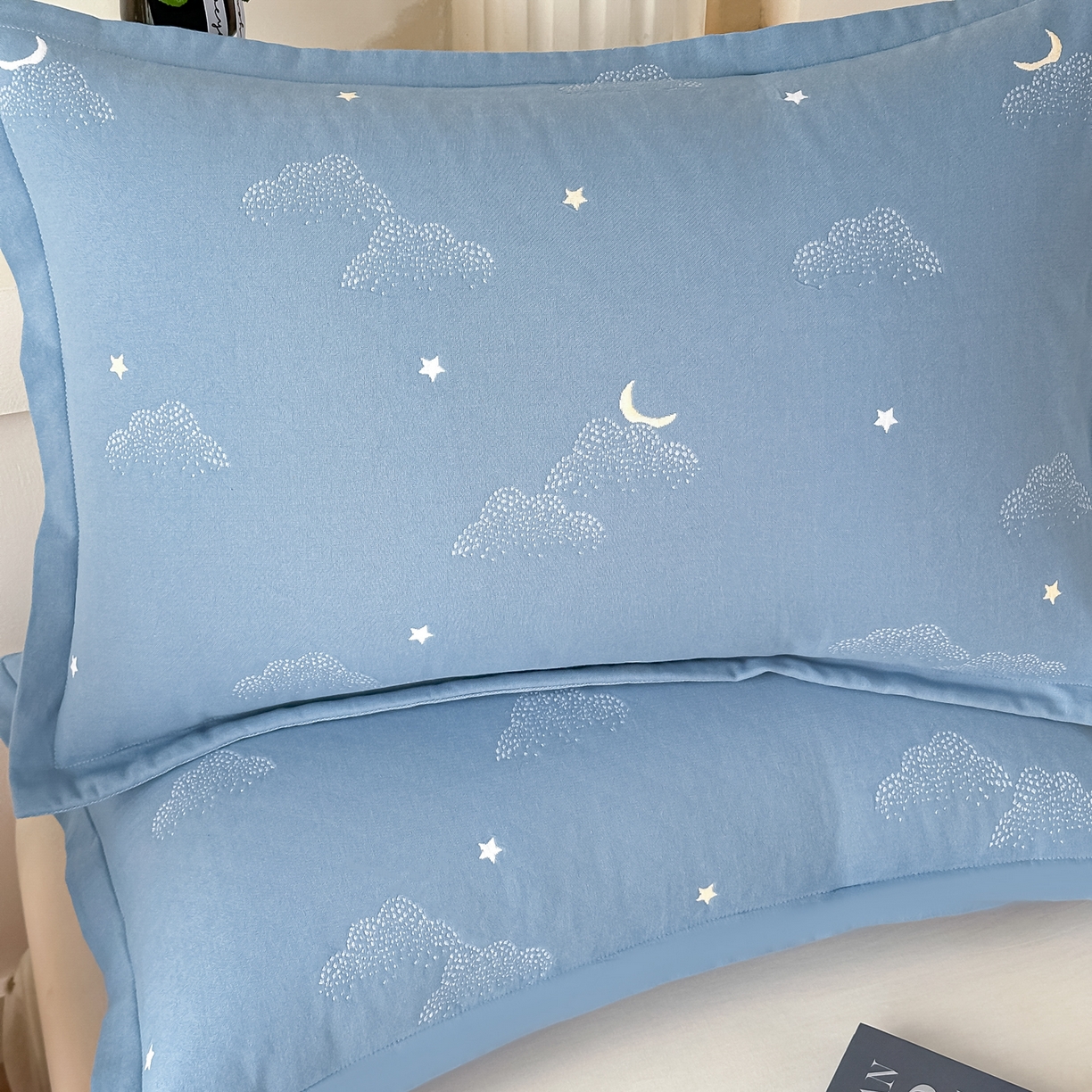 91家纺网 家纺一手货源 找家纺 沐瑟家纺 2025新款怡家枕套单品枕套枕套单件 云点-蓝灰色