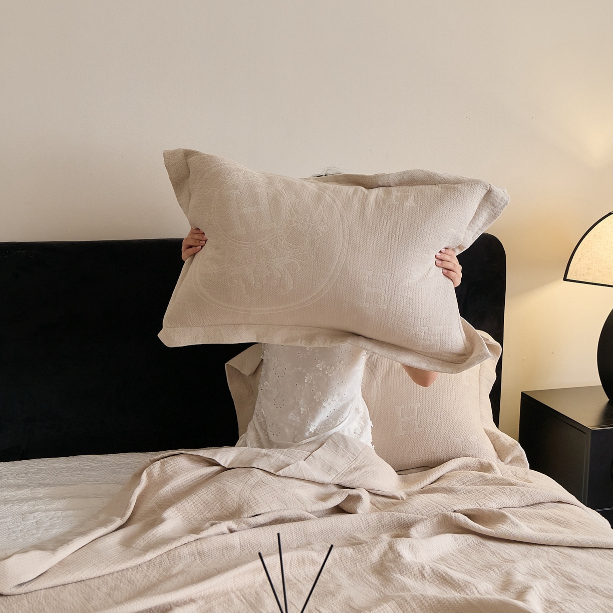 91家纺网 家纺一手货源 找家纺 （总）沐瑟家纺 2025新款简约风多功能纱布盖毯纱布毯子毛巾被床盖沙发巾单毯枕巾枕套三件套