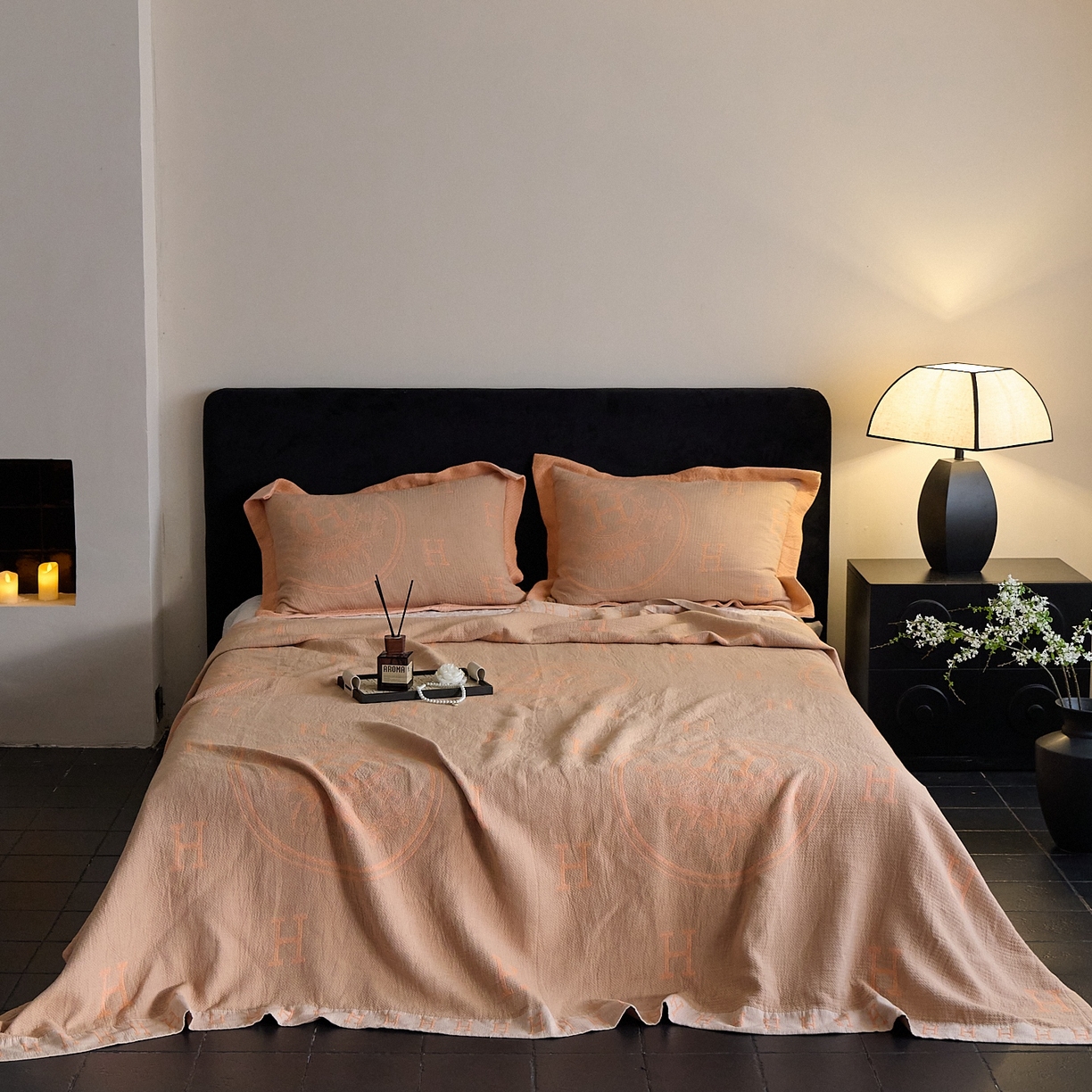 91家纺网 家纺一手货源 找家纺 沐瑟家纺 2025新款简约风多功能纱布盖毯纱布毯子毛巾被床盖沙发巾单毯枕巾枕套三件套 H橙色