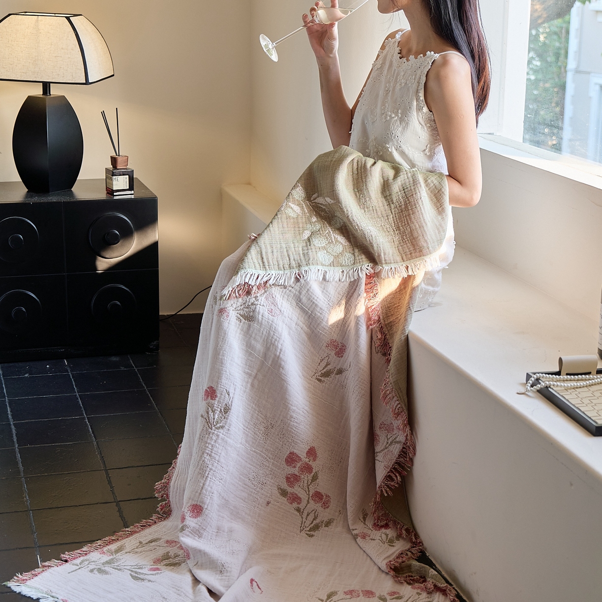 91家纺网 家纺一手货源 找家纺 沐瑟家纺 2025新款流苏披肩毯毛毯毯子 白芷