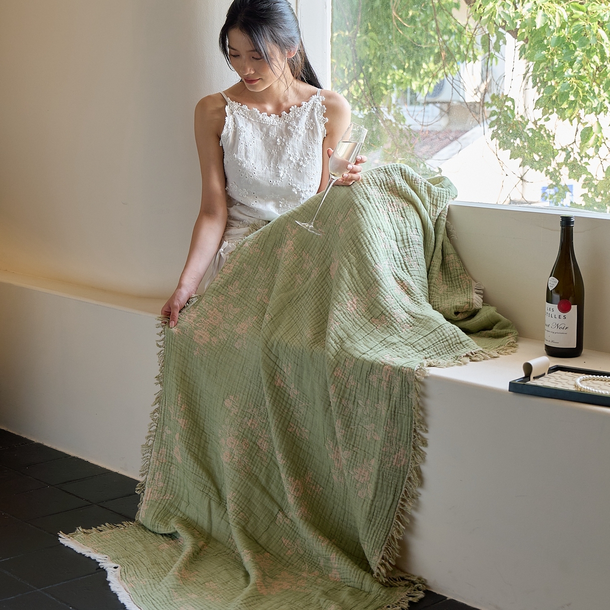 91家纺网 家纺一手货源 找家纺 沐瑟家纺 2025新款流苏披肩毯毛毯毯子 花湉-绿色