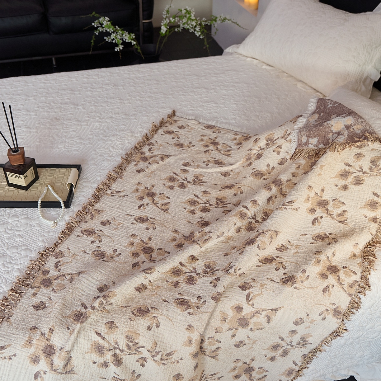 91家纺网 家纺一手货源 找家纺 沐瑟家纺 2025新款流苏披肩毯毛毯毯子 洛颖