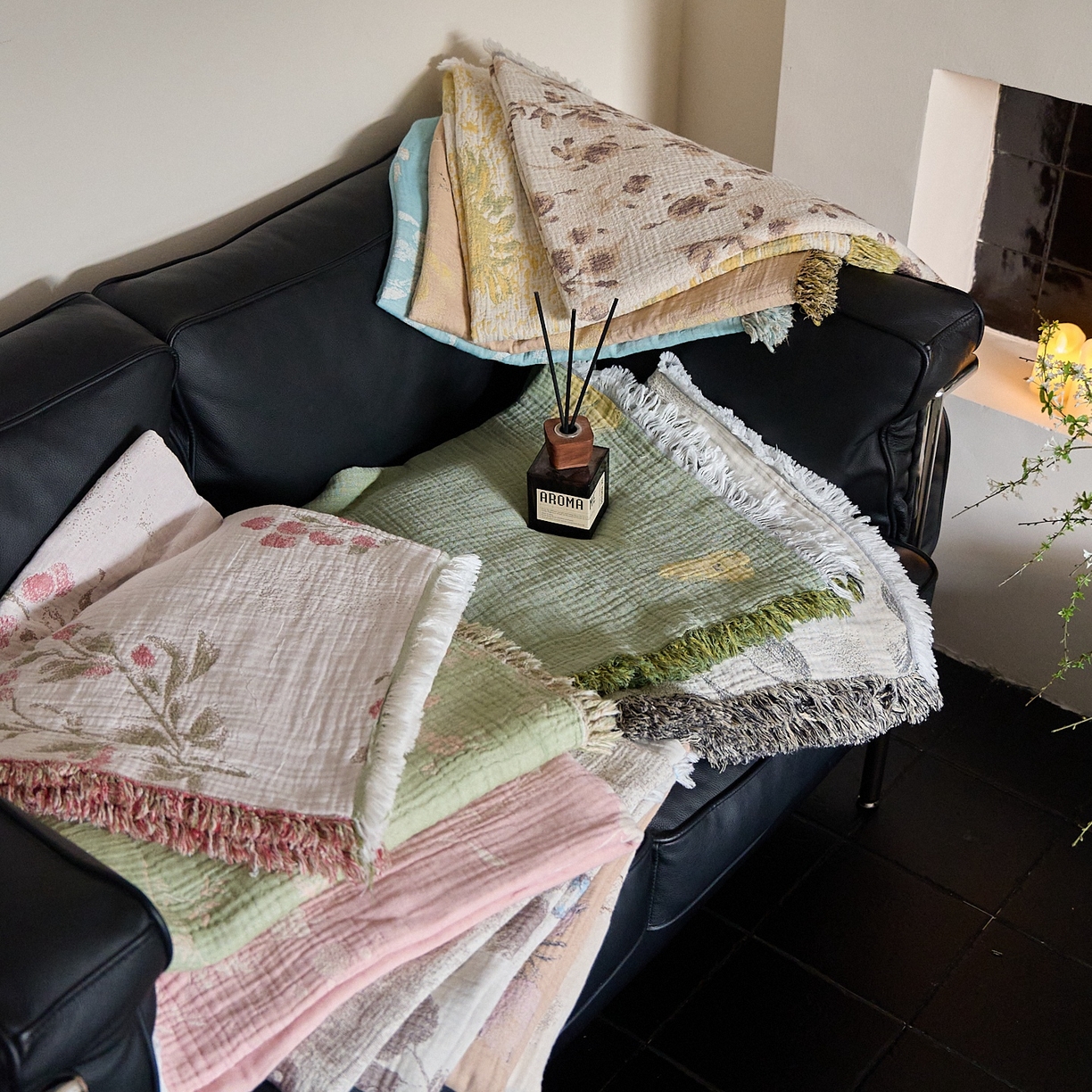 沐瑟家纺 2025新款流苏披肩毯毛毯毯子 组合图仅做展示不可下单