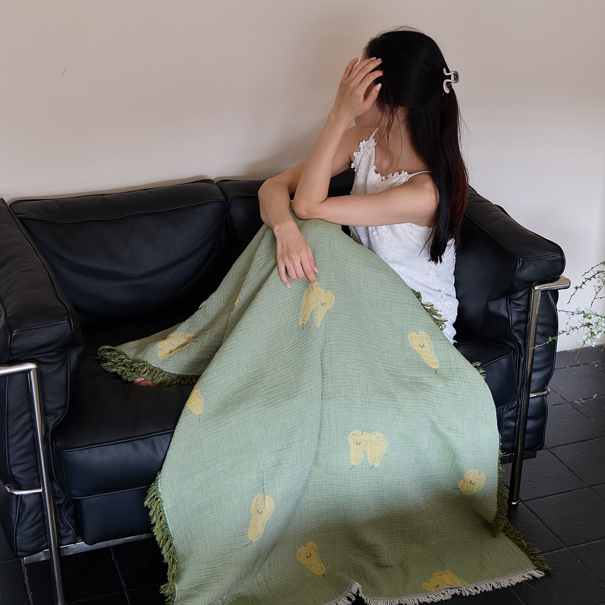 91家纺网 家纺一手货源 找家纺 沐瑟家纺 2025新款流苏披肩毯毛毯毯子 梨落