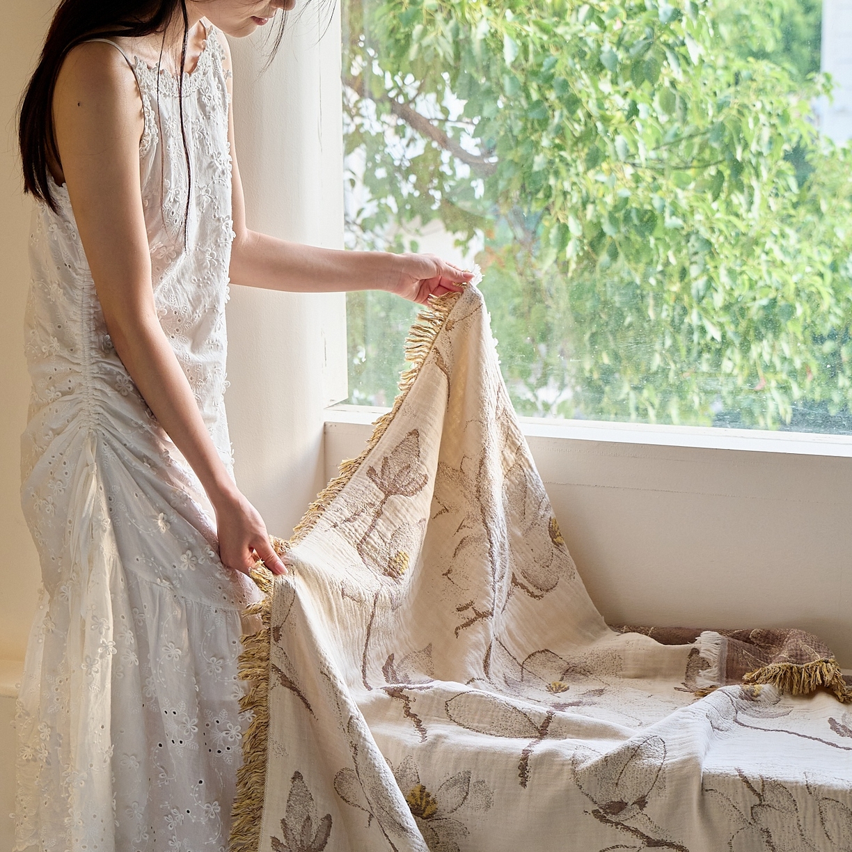 91家纺网 家纺一手货源 找家纺 沐瑟家纺 2025新款流苏披肩毯毛毯毯子 木栀