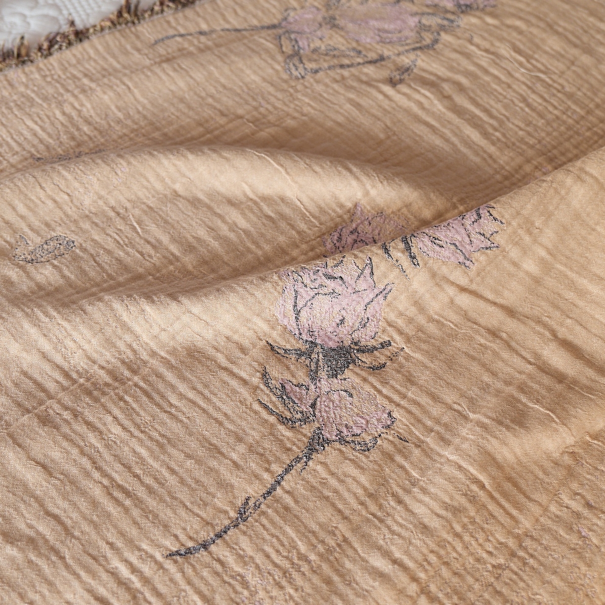 91家纺网 家纺一手货源 找家纺 沐瑟家纺 2025新款流苏披肩毯毛毯毯子 沅蔓