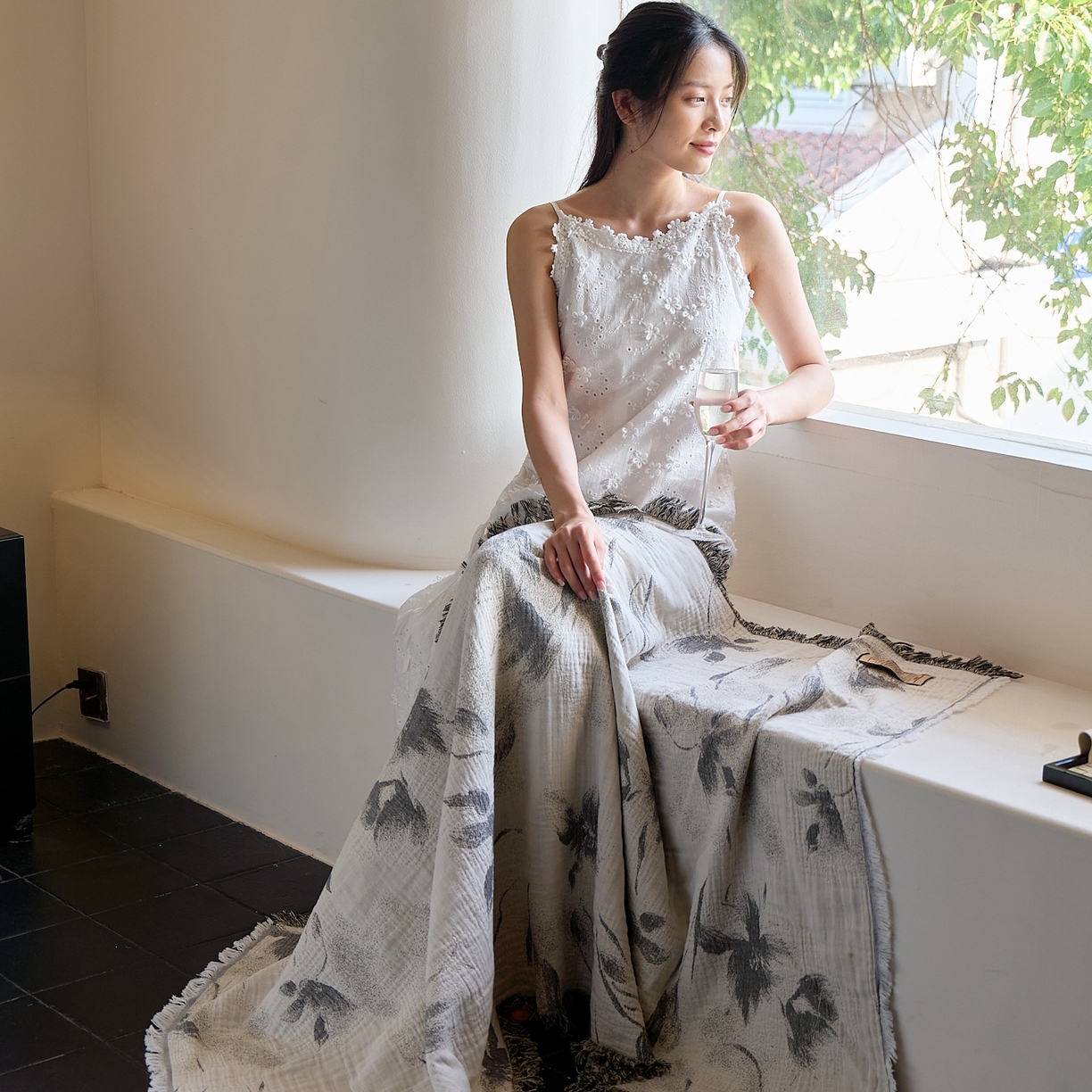 91家纺网 家纺一手货源 找家纺 沐瑟家纺 2025新款流苏披肩毯毛毯毯子 水墨花