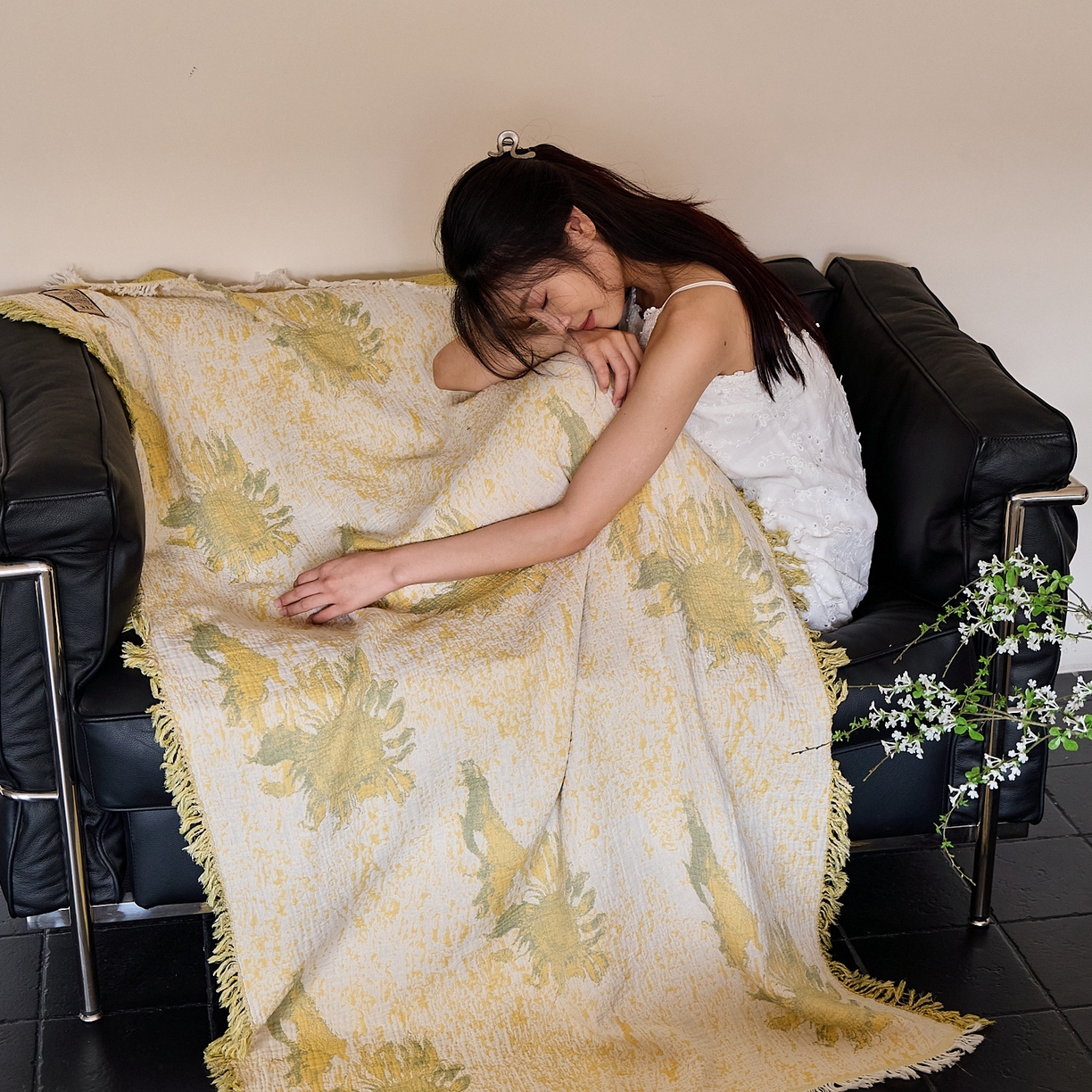 91家纺网 家纺一手货源 找家纺 沐瑟家纺 2025新款流苏披肩毯毛毯毯子 柚屿