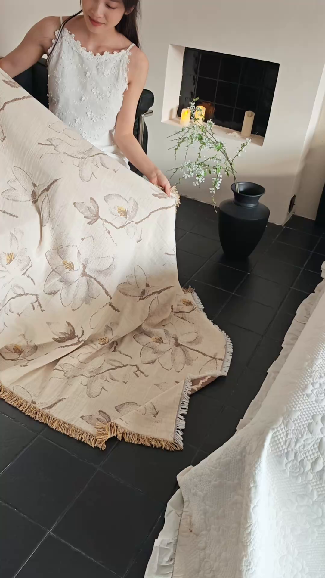 91家纺网 家纺一手货源 找家纺 沐瑟家纺 2025新款流苏披肩毯毛毯毯子 木栀