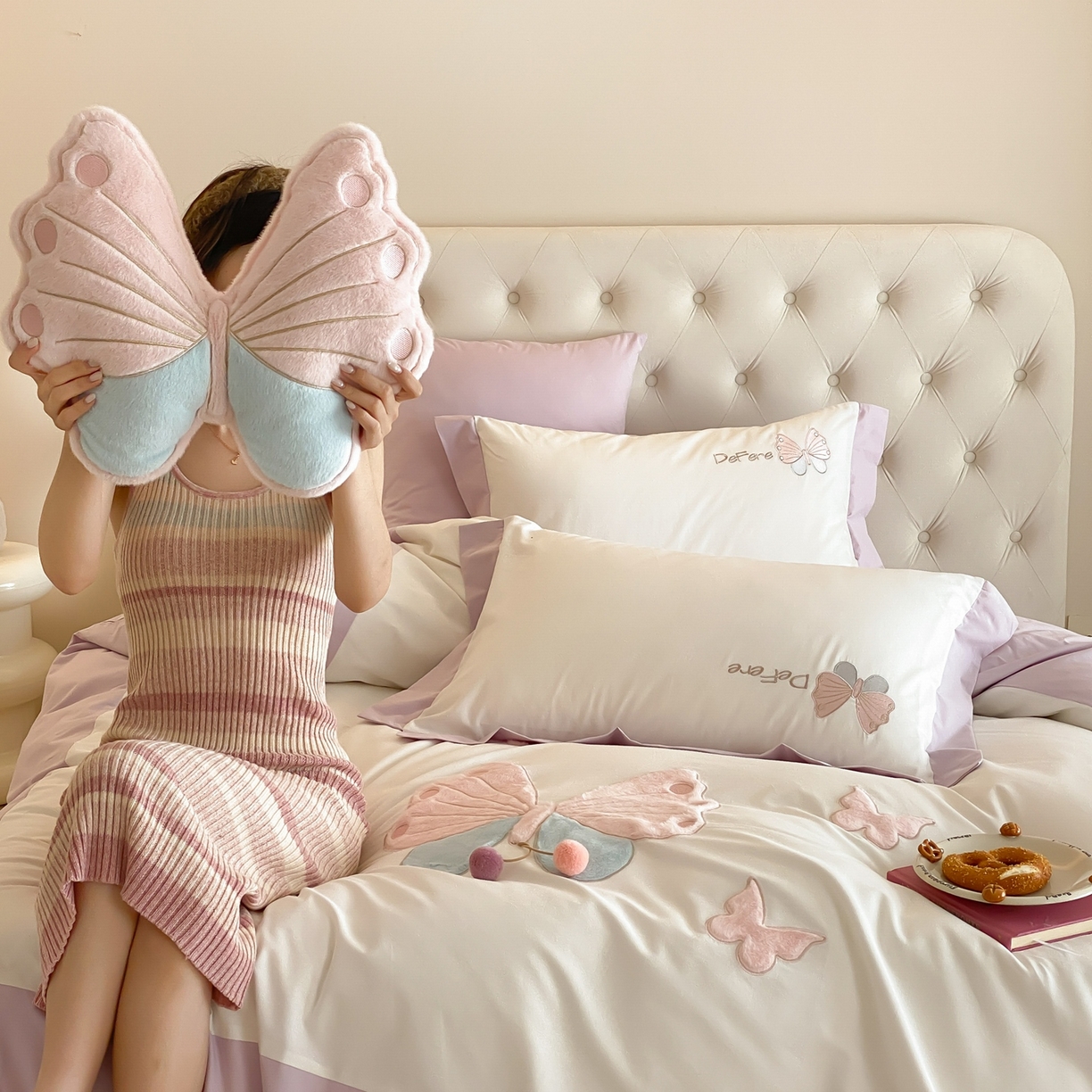 91家纺网 家纺一手货源 找家纺 曼布缇 2025新款加厚全棉纯棉磨毛绣花四件套-艾薇 艾薇-紫