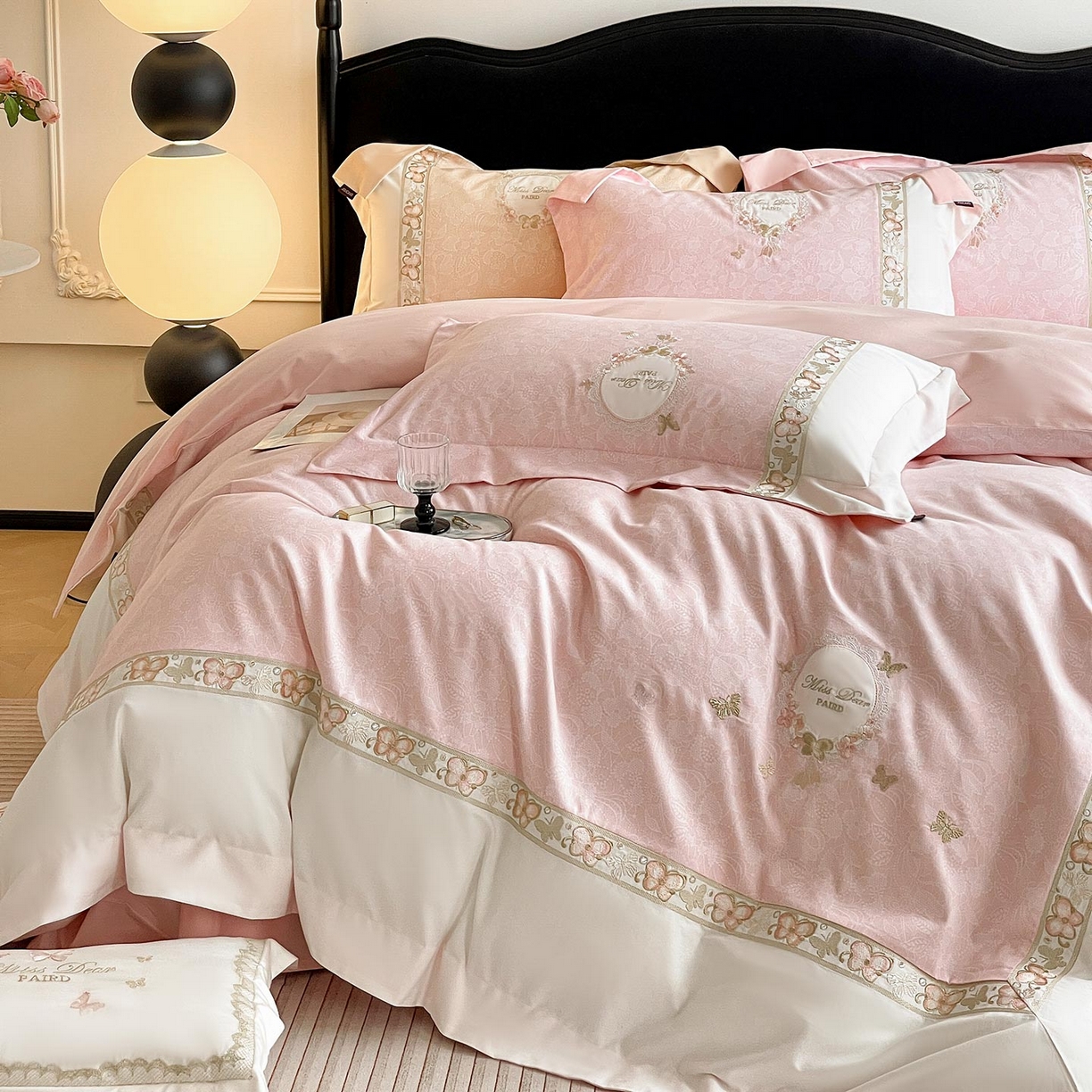 91家纺网 家纺一手货源 找家纺 （总）爱妮菲家纺 2025新款轻奢风A类加厚全棉磨毛四件套纯棉重工刺绣保暖被套床单高级感床笠冬季床