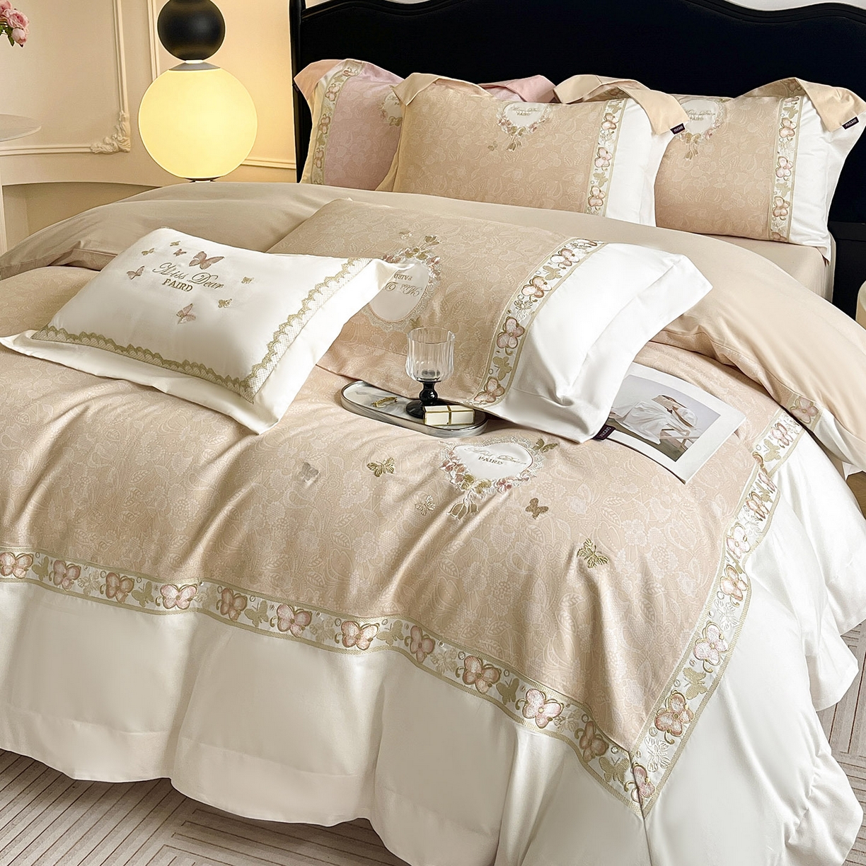 91家纺网 家纺一手货源 找家纺  2025新款轻奢风A类加厚全棉磨毛四件套纯棉重工刺绣保暖被套床单高级感床笠冬季床 罗薇-暖棕