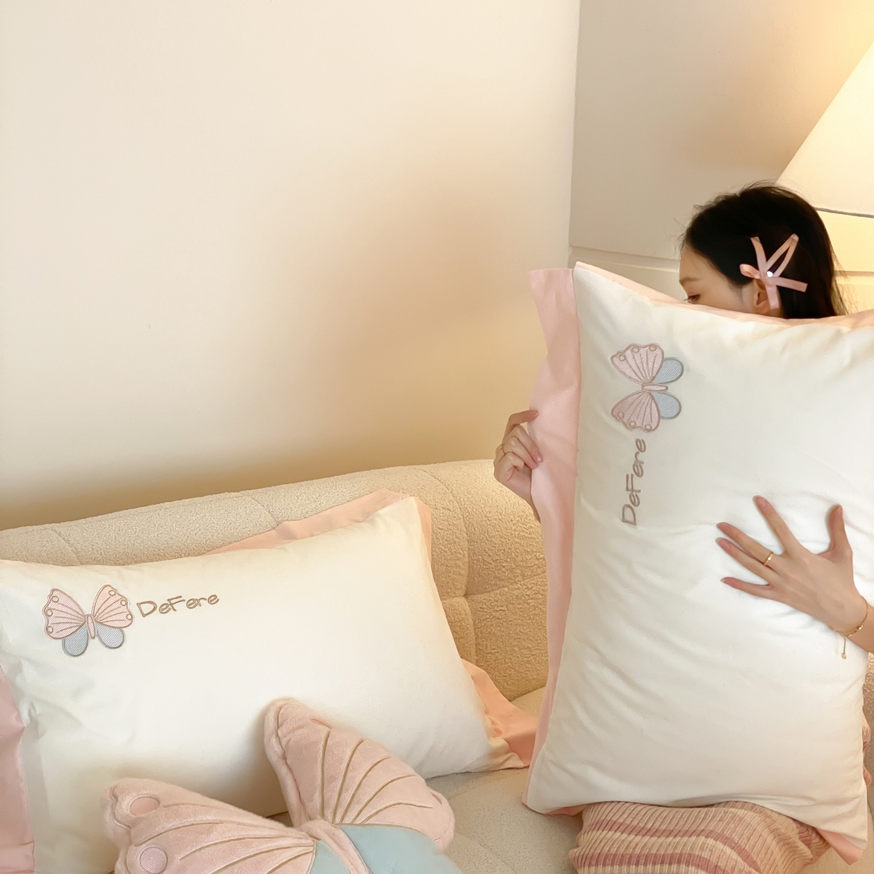 91家纺网 家纺一手货源 找家纺 （总）曼布缇 2025新款加厚全棉纯棉磨毛绣花四件套-艾薇（会员减20 券后358元起）