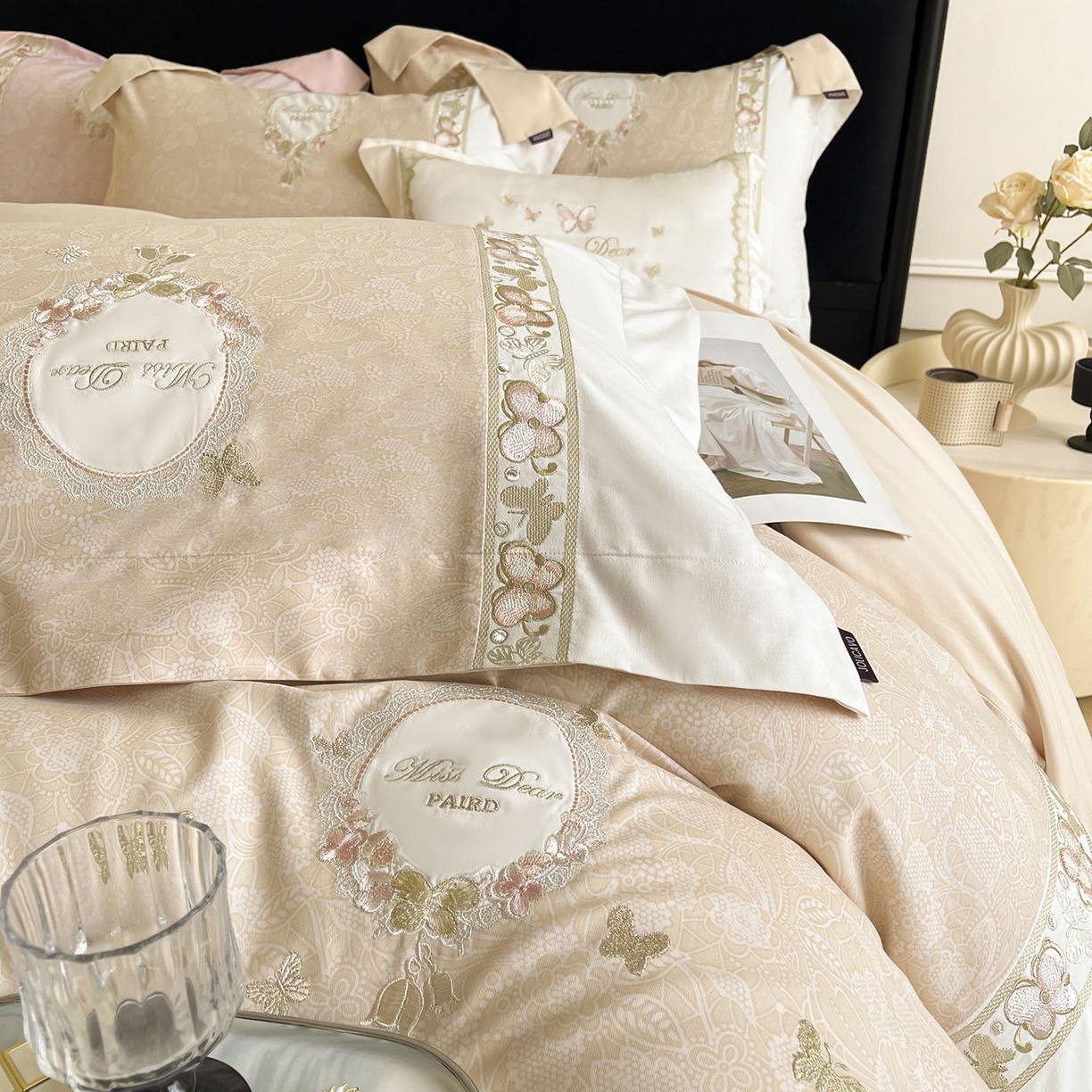 91家纺网 家纺一手货源 找家纺 （总）乔利卡沃 2025新款轻奢风A类加厚全棉磨毛四件套纯棉重工刺绣保暖被套床单高级感床笠冬季床