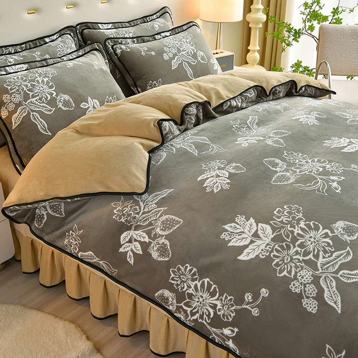 91家纺网 家纺一手货源 找家纺 佳一 2025新款高克重8-9斤 印花牛奶绒四件套 里物