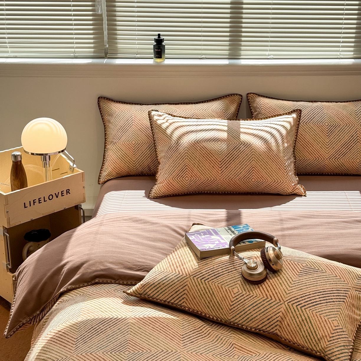 91家纺网 家纺一手货源 找家纺 （总）呗旺鹿 2025新款全棉纯棉磨毛休闲布达拉宫贝壳边四件套