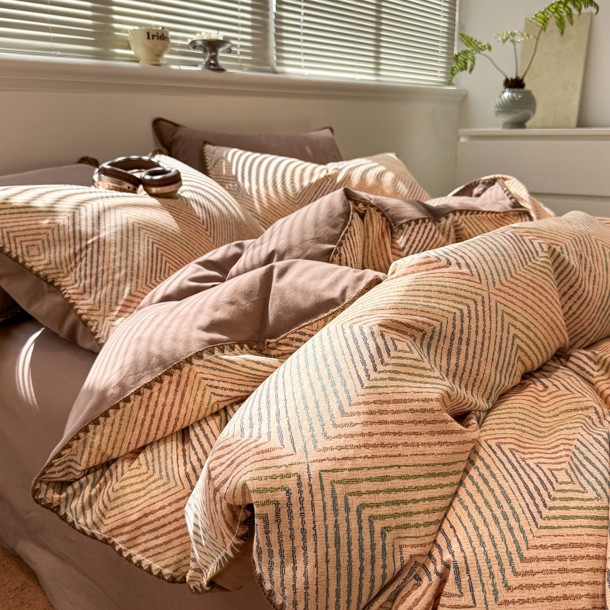 91家纺网 家纺一手货源 找家纺 （总）呗旺鹿 2025新款全棉纯棉磨毛休闲布达拉宫贝壳边四件套