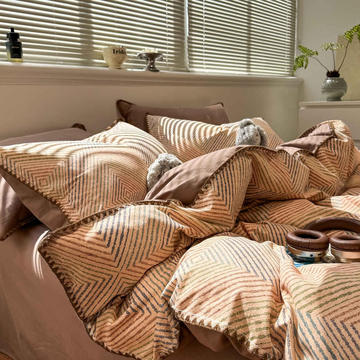 91家纺网 家纺一手货源 找家纺 （总）呗旺鹿 2025新款全棉纯棉磨毛休闲布达拉宫贝壳边四件套