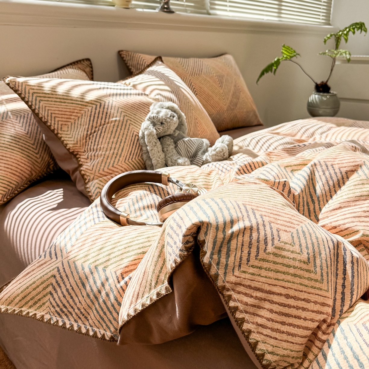 91家纺网 家纺一手货源 找家纺 （总）呗旺鹿 2025新款全棉纯棉磨毛休闲布达拉宫贝壳边四件套