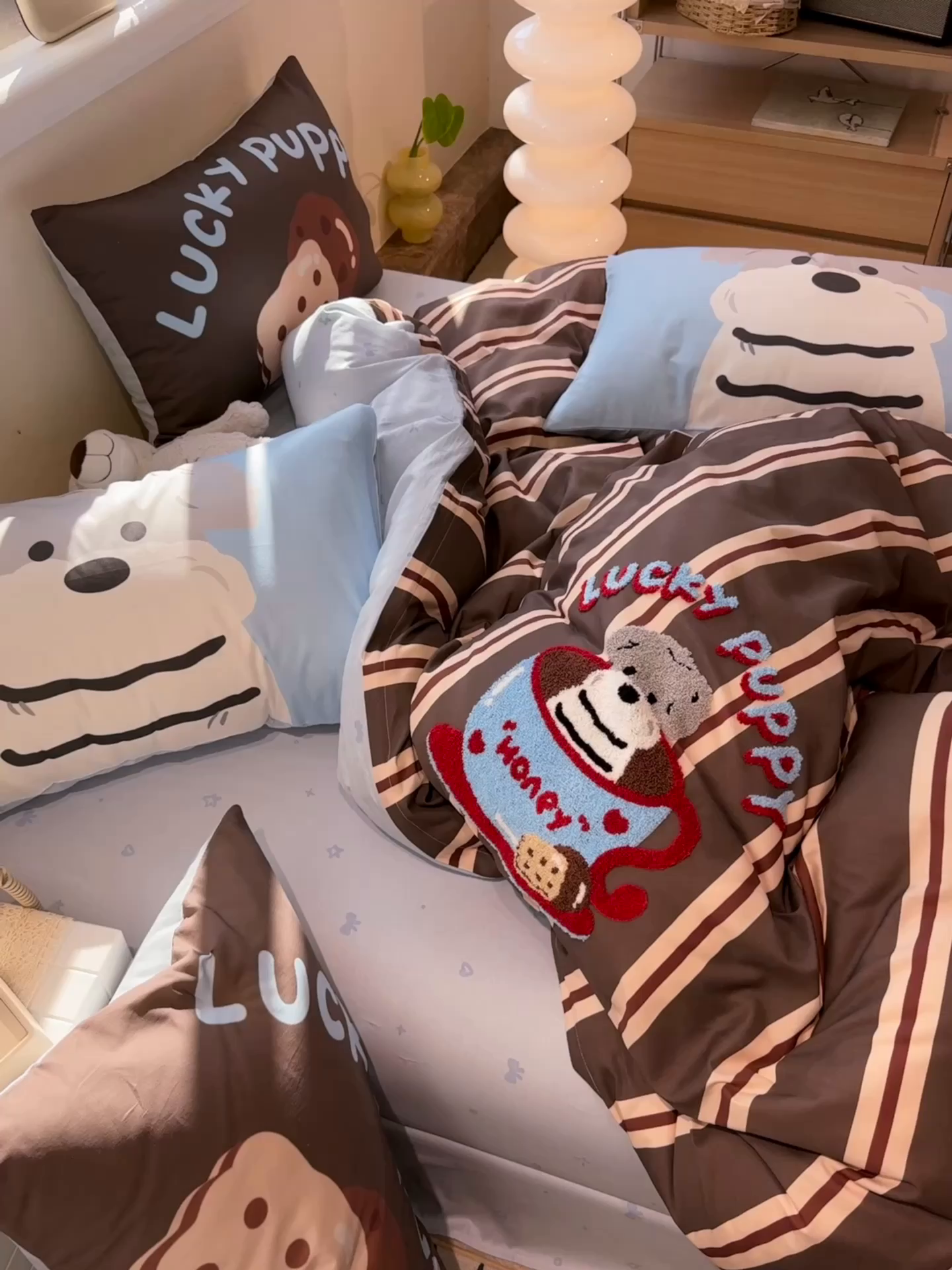 91家纺网 家纺一手货源 找家纺 （总）呗旺鹿 2025新款全棉纯棉卡通大版数码毛巾绣工艺款茶杯小狗四件套