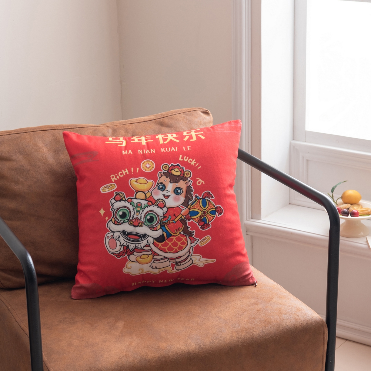 91家纺网 家纺一手货源 找家纺 （总）博笔熊家纺 2025新款马年可爱短毛绒抱枕