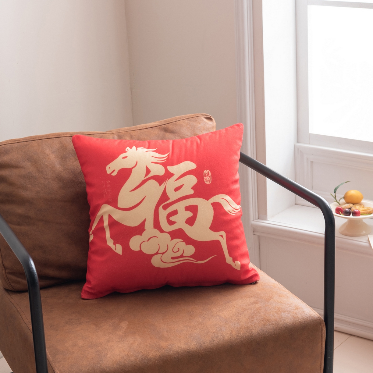 博笔熊家纺 2025新款马年可爱短毛绒抱枕 马上有福