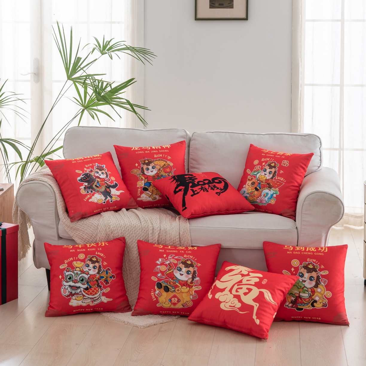 91家纺网 家纺一手货源 找家纺 博笔熊家纺 2025新款马年可爱短毛绒抱枕 组合图仅供展示不可下单