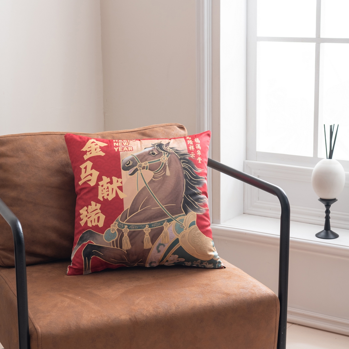 博笔熊家纺 2025新款马年荷兰绒抱枕 金马献瑞
