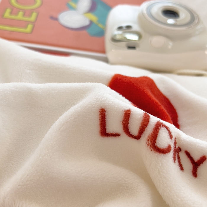 91家纺网 家纺一手货源 找家纺 印季家纺 2025新款加厚印花保暖牛奶绒四件套 点点幸运-红