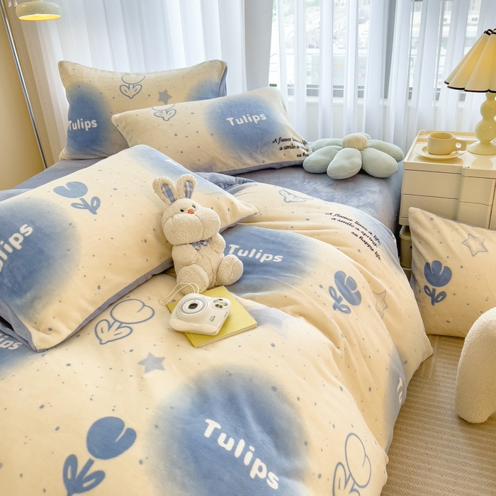 91家纺网 家纺一手货源 找家纺 印季家纺 2025新款加厚印花保暖牛奶绒四件套 馥郁-兰