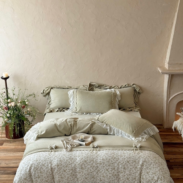 91家纺网 家纺一手货源 找家纺 佳汐蓝家纺 2025新款230g牛奶绒雕花四件套-泡芙（卷后不低于298元) 泡芙-绿色