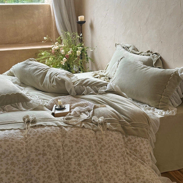 91家纺网 家纺一手货源 找家纺 佳汐蓝家纺 2025新款230g牛奶绒雕花四件套-泡芙（卷后不低于298元) 泡芙-绿色