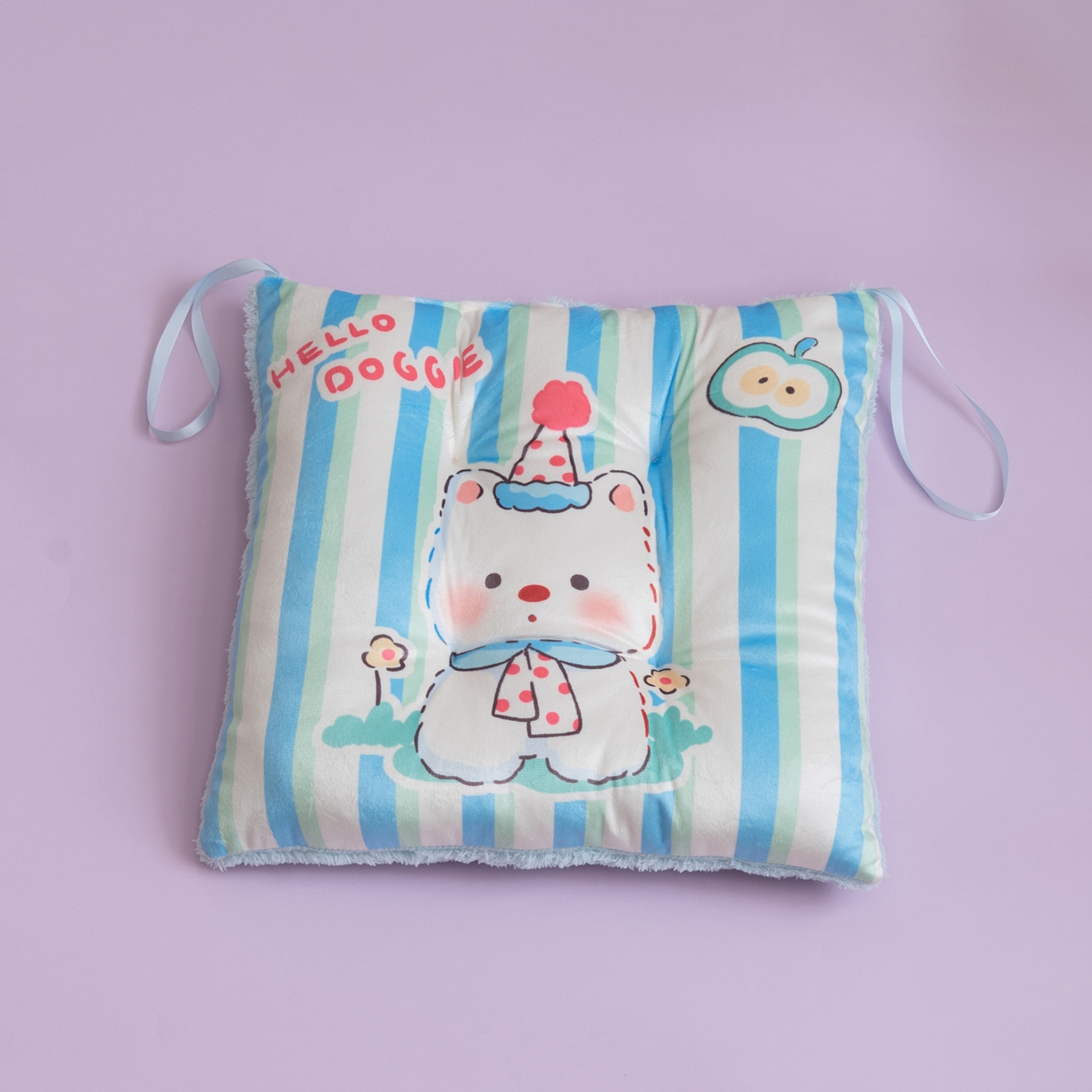 91家纺网 家纺一手货源 找家纺 博笔熊家纺 2025新款双面卡通坐垫 围脖西高地