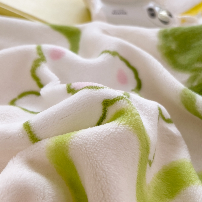 91家纺网 家纺一手货源 找家纺 印季家纺 2025新款加厚印花保暖牛奶绒四件套 绿山墙