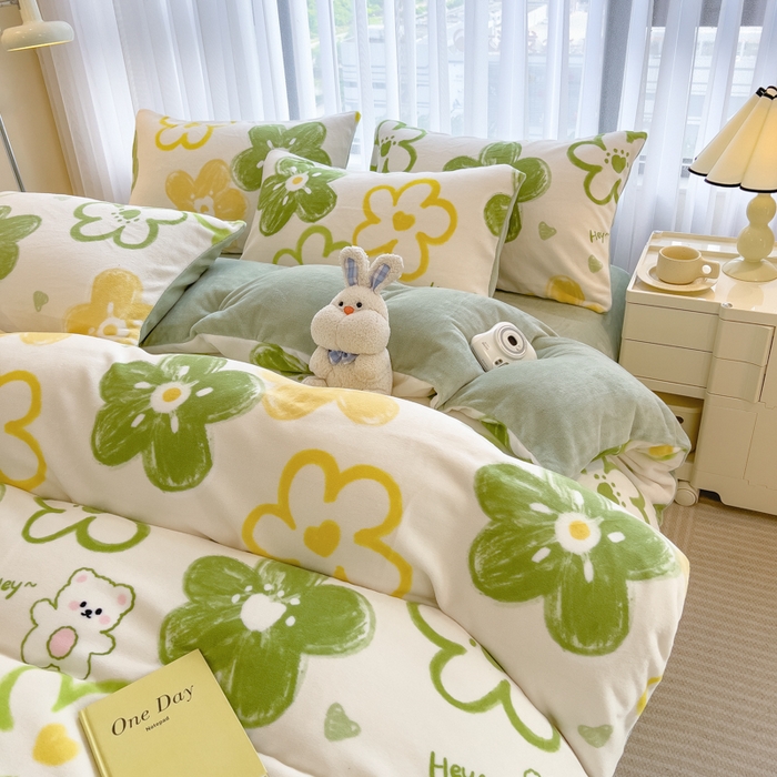 91家纺网 家纺一手货源 找家纺 印季家纺 2025新款加厚印花保暖牛奶绒四件套 绿山墙