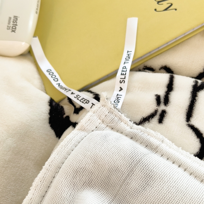 91家纺网 家纺一手货源 找家纺 印季家纺 2025新款加厚印花保暖牛奶绒四件套 马戏团-米