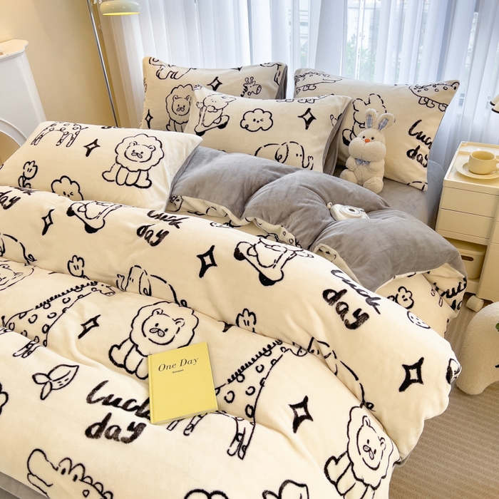 91家纺网 家纺一手货源 找家纺 印季家纺 2025新款加厚印花保暖牛奶绒四件套 马戏团-米