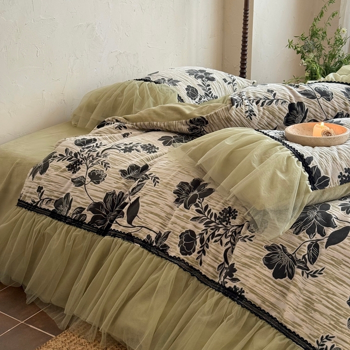 91家纺网 家纺一手货源 找家纺 （总）佳汐蓝家纺 2025新款230g牛奶绒雕花四件套-朝花夕拾(卷后不低于298元)