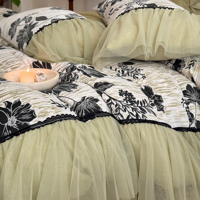 91家纺网 家纺一手货源 找家纺 （总）佳汐蓝家纺 2025新款230g牛奶绒雕花四件套-朝花夕拾(卷后不低于298元)