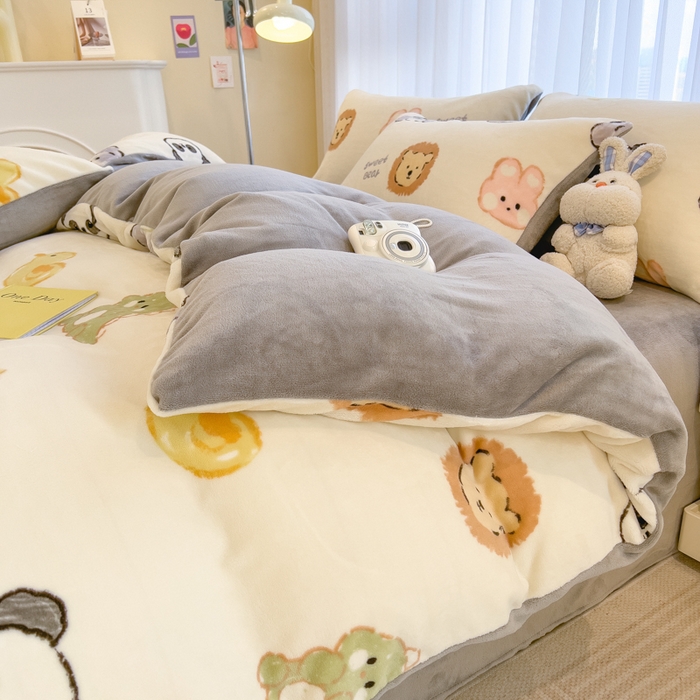 91家纺网 家纺一手货源 找家纺 印季家纺 2025新款加厚印花保暖牛奶绒四件套 萌物