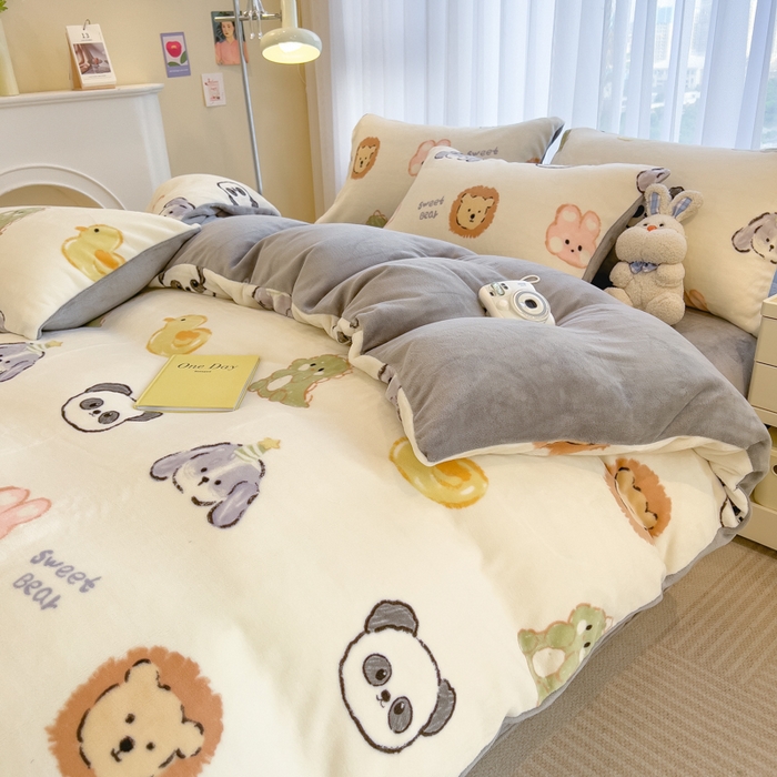 91家纺网 家纺一手货源 找家纺 印季家纺 2025新款加厚印花保暖牛奶绒四件套 萌物