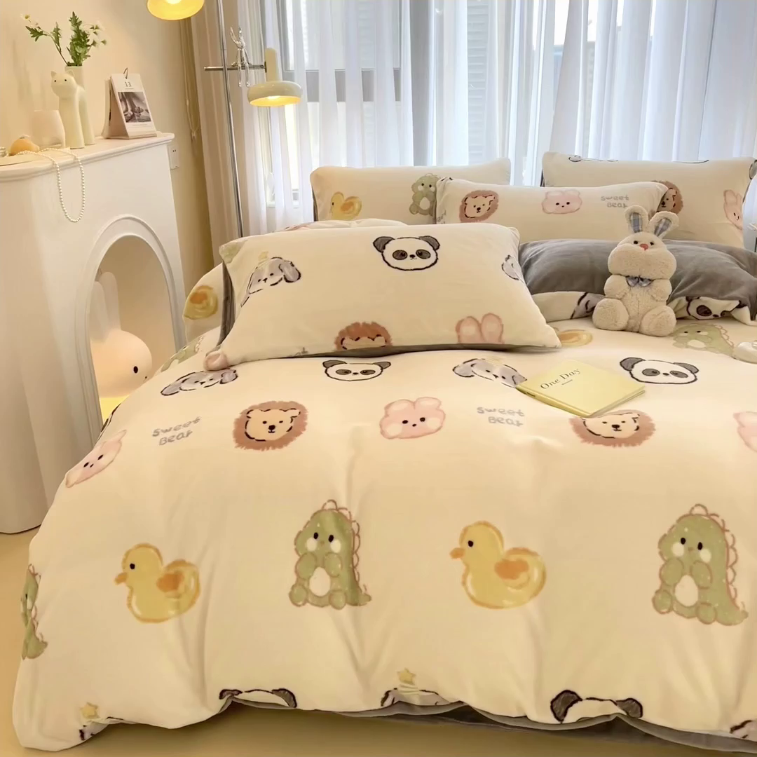 91家纺网 家纺一手货源 找家纺 印季家纺 2025新款加厚印花保暖牛奶绒四件套 萌物