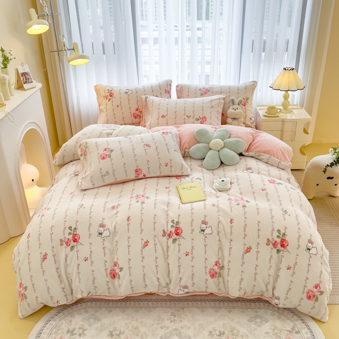 91家纺网 家纺一手货源 找家纺 印季家纺 2025新款加厚印花保暖牛奶绒四件套 雀跃